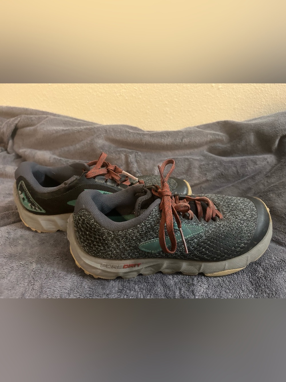 Brooks Women's Pure Grit 7 Trail Running Shoes - Picture 2 of 9